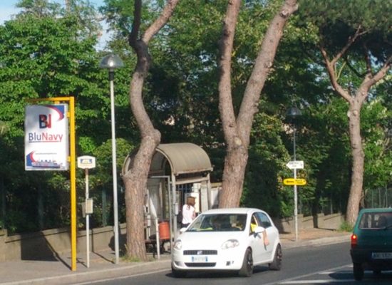 Comunicazione Esterna Permanente – Cliente Blu Navy – Paline Fermata Autobus